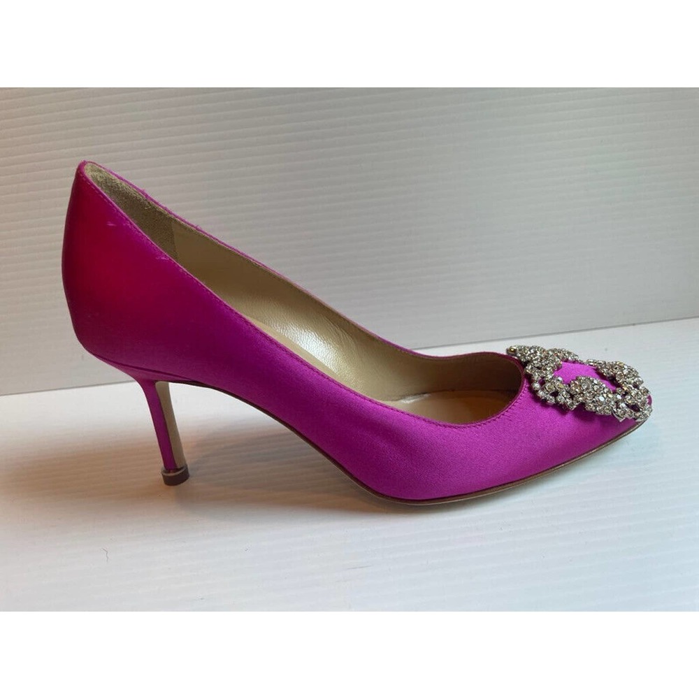 NWOB AUTHENTIC Manolo Blahnik Hangisi Crystal Buckle Satin Pumps 36 Pink $1195